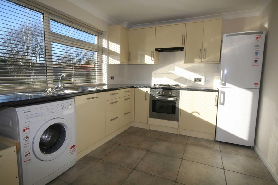 Images for Chaseside Avenue, Twyford, Reading EAID:wentworthapi BID:3