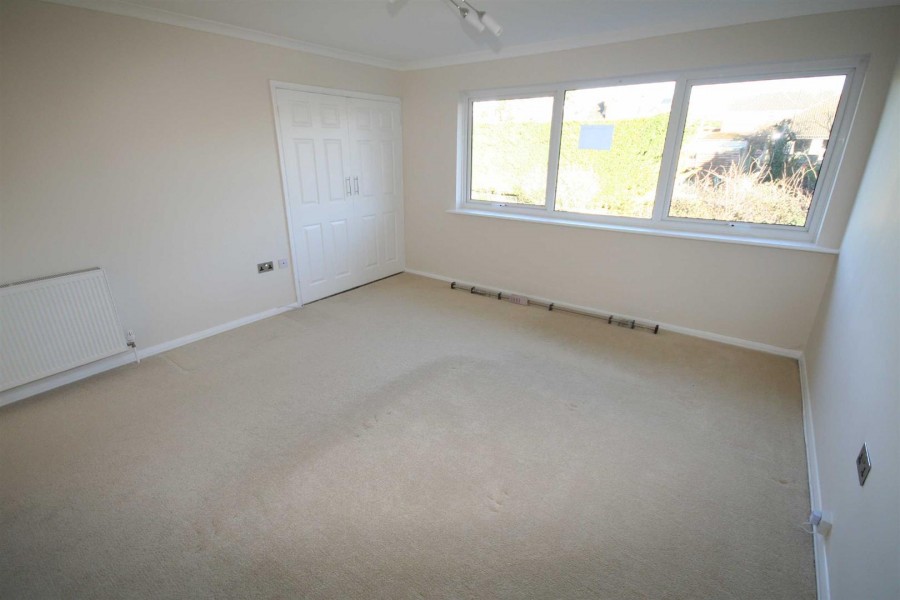 Images for Chaseside Avenue, Twyford, Reading EAID:wentworthapi BID:3