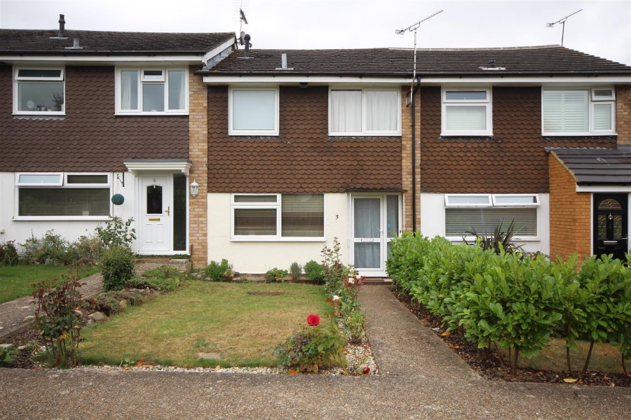 Images for Chaseside Avenue, Twyford, Reading EAID:wentworthapi BID:3
