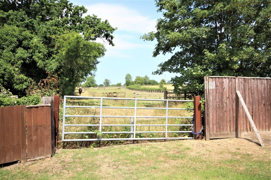 Images for Carters Hill, Wokingham EAID:wentworthapi BID:3