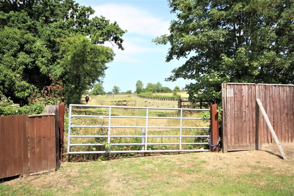 Images for Carters Hill, Wokingham EAID:wentworthapi BID:3