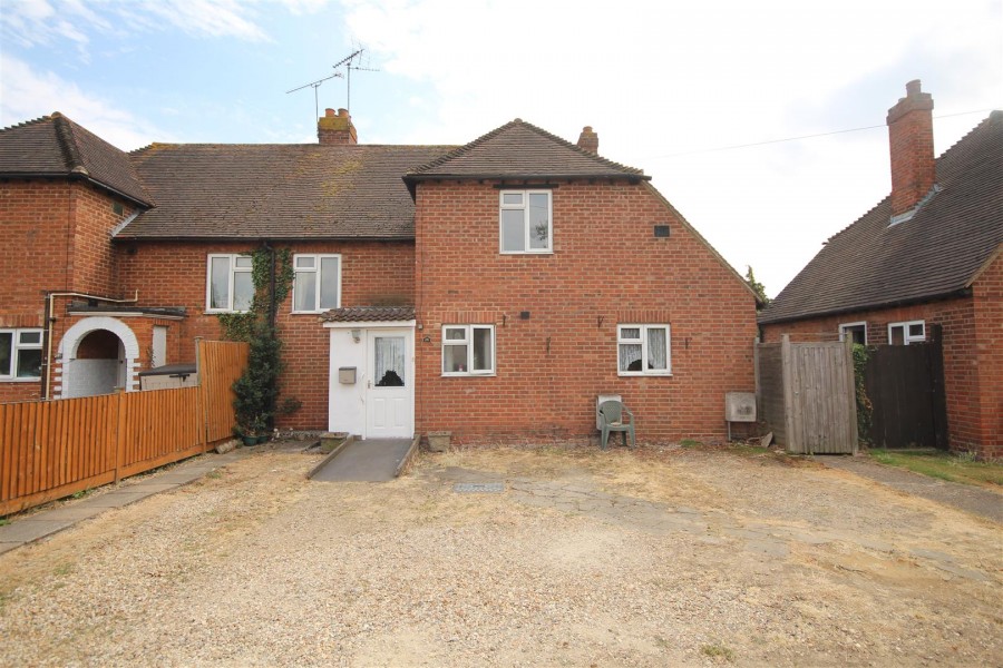 Images for Headley Road, Woodley, Reading EAID:wentworthapi BID:3