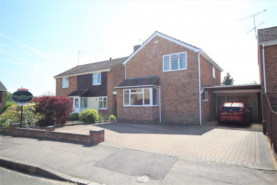 View Full Details for Uppingham Drive, Woodley, Reading - EAID:wentworthapi, BID:3