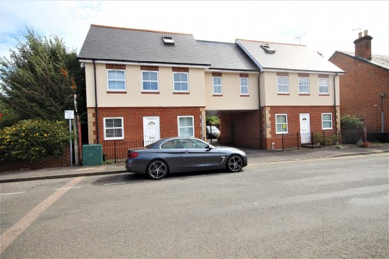 View Full Details for The Grove, Twyford, Reading - EAID:wentworthapi, BID:3