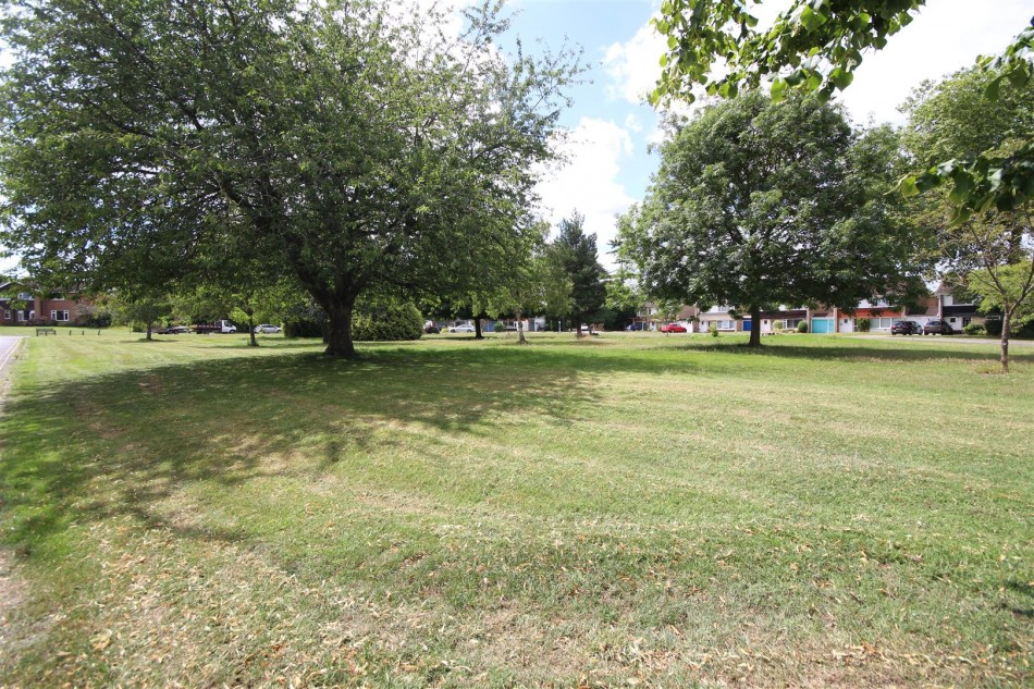 Images for Springfield Park, Twyford, Reading EAID:wentworthapi BID:3