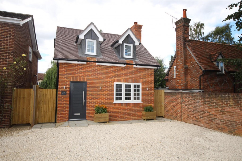 Old Bath Road, Charvil, Reading | WentWorth Estate Agents