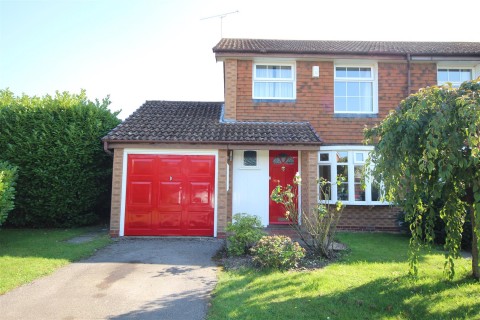 Nimrod Close, Woodley, Reading