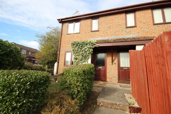 View Full Details for Stephen Close, Twyford, Reading - EAID:wentworthapi, BID:3