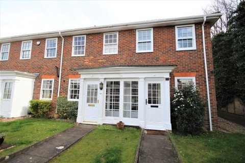 Hill Lands, Wargrave, Reading