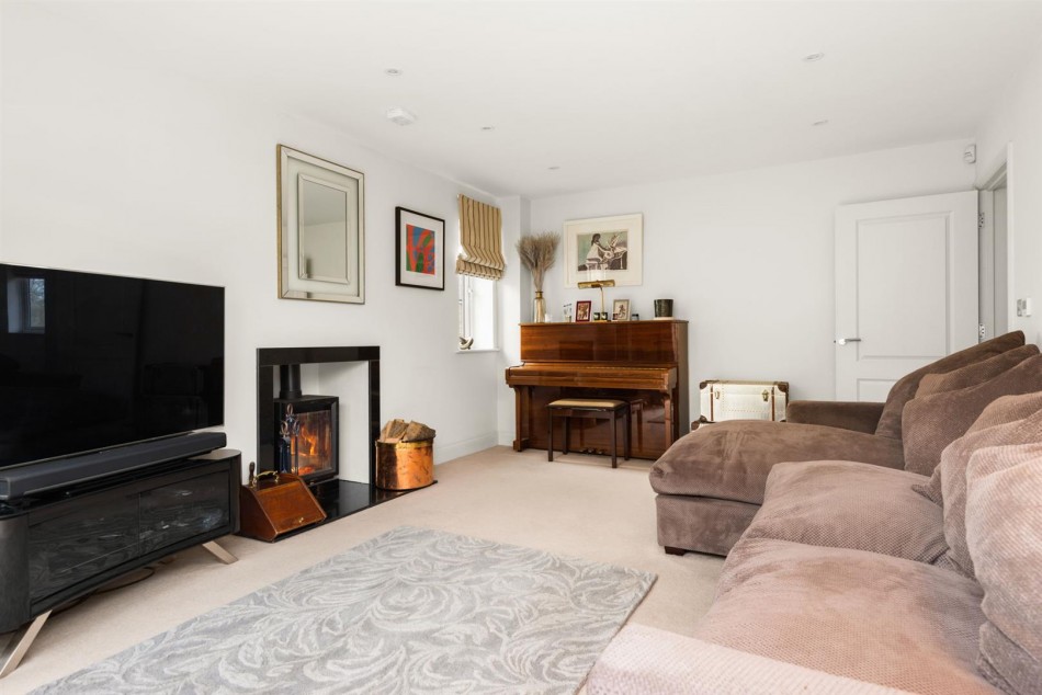 Images for Wellington Close, Twyford, Reading EAID:wentworthapi BID:3