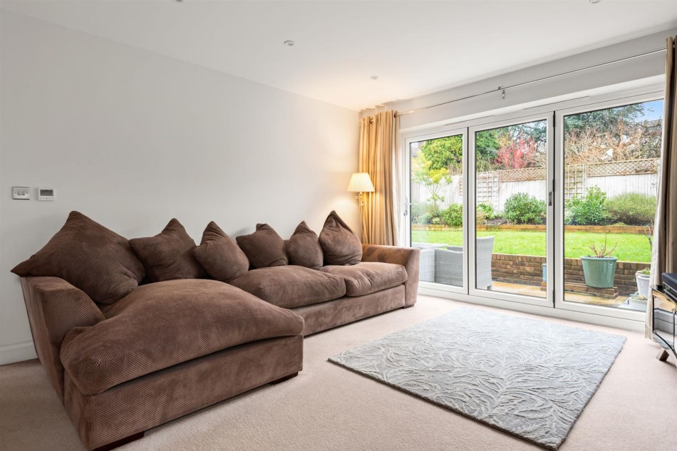 Images for Wellington Close, Twyford, Reading EAID:wentworthapi BID:3