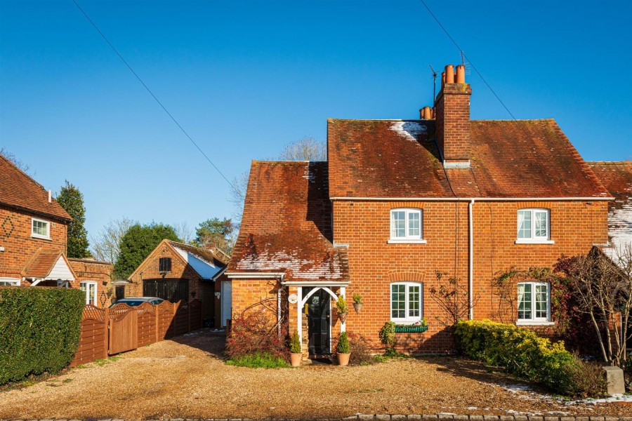 Images for Keyersbridge cottages wokingham road, Hurst, Reading EAID:wentworthapi BID:3