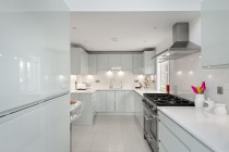 Images for Keyersbridge cottages wokingham road, Hurst, Reading