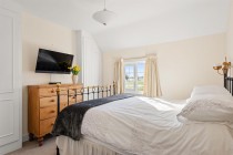 Images for Keyersbridge cottages wokingham road, Hurst, Reading