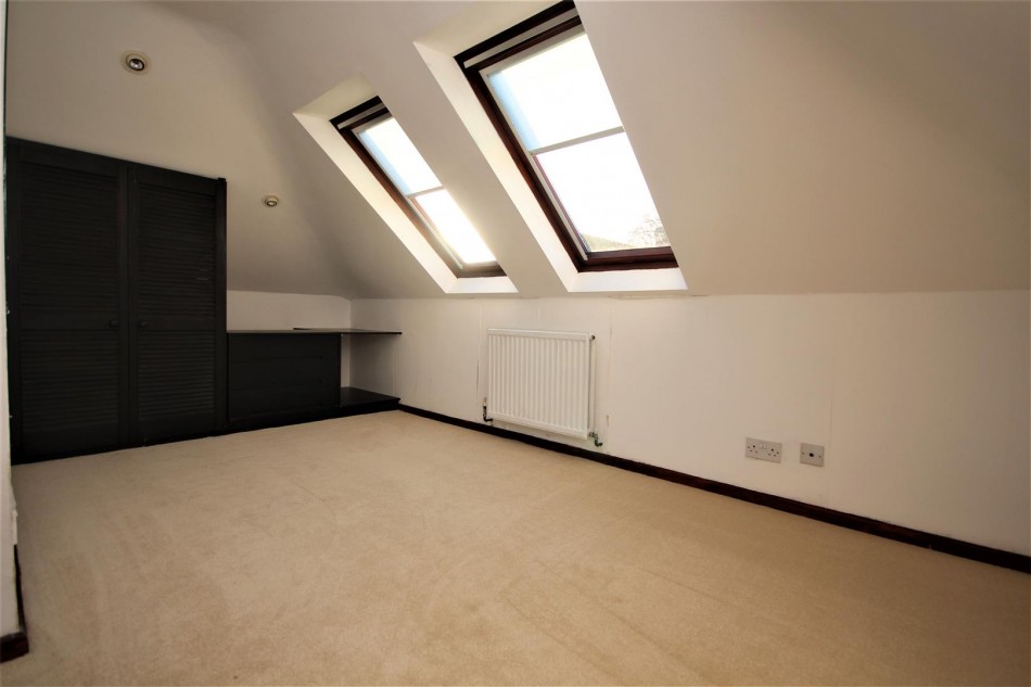 Images for 11 Old Bath Road, Charvil, Reading EAID:wentworthapi BID:3