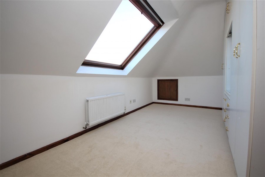 Images for 11 Old Bath Road, Charvil, Reading EAID:wentworthapi BID:3