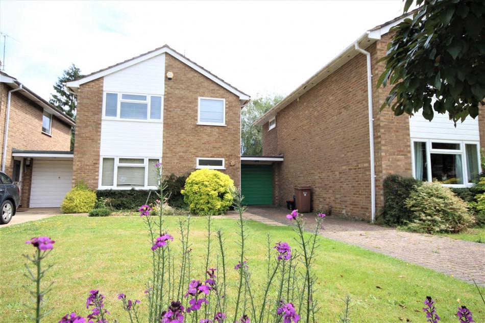 Lincoln Gardens, Twyford, Reading WentWorth Estate Agents