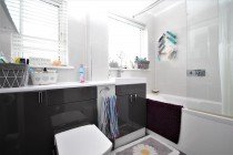 Images for Middlefields, Ruscombe, Reading