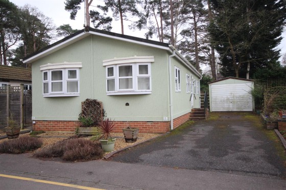 View Full Details for California park, Wokingham - EAID:wentworthapi, BID:3