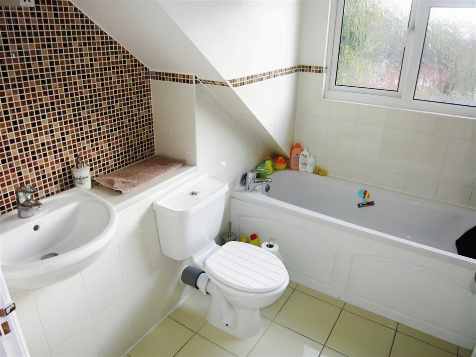 Images for High Street, Twyford, Reading EAID:wentworthapi BID:3