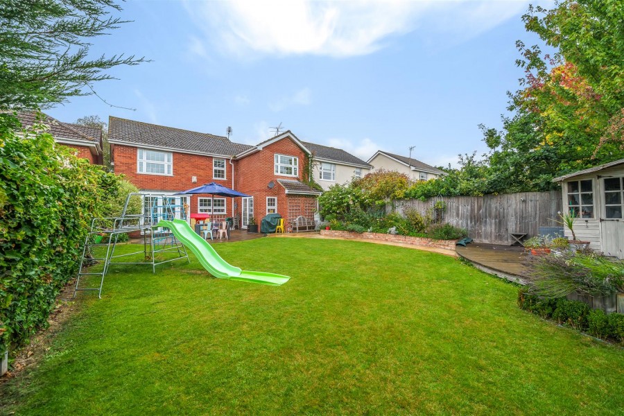 Images for Ridgeway, Wargrave, Reading EAID:wentworthapi BID:3