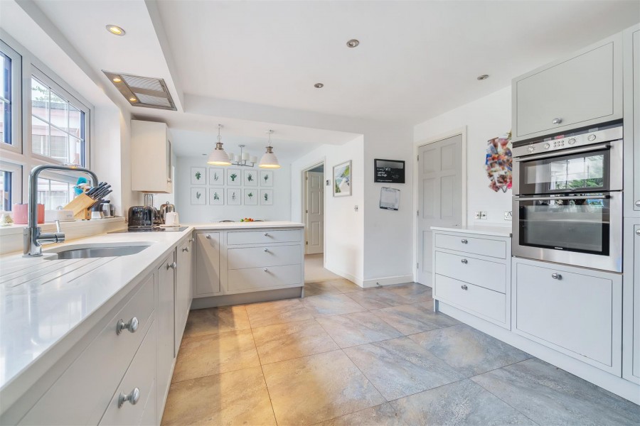 Images for Ridgeway, Wargrave, Reading EAID:wentworthapi BID:3