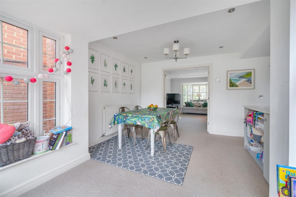 Images for Ridgeway, Wargrave, Reading EAID:wentworthapi BID:3