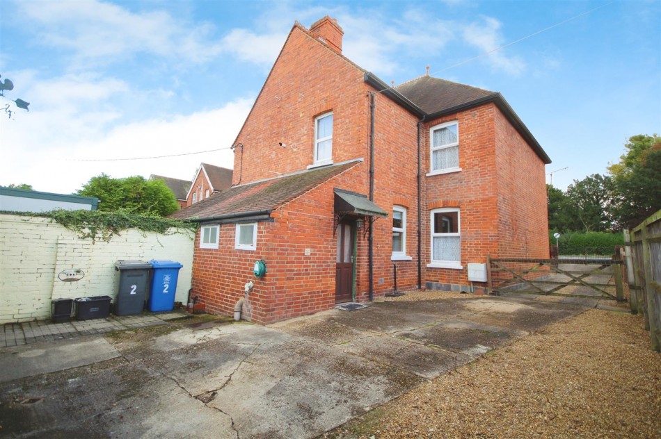 Images for The Terrace , Knowl Hill, Reading EAID:wentworthapi BID:3