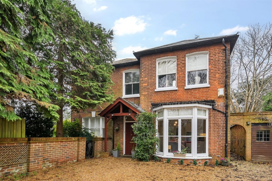 Denmark Avenue, Woodley, Reading WentWorth Estate Agents