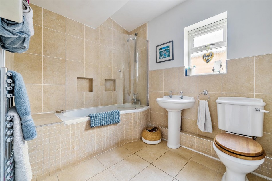 Images for Hinton Road, Hurst, Berkshire, RG10 EAID:wentworthapi BID:3
