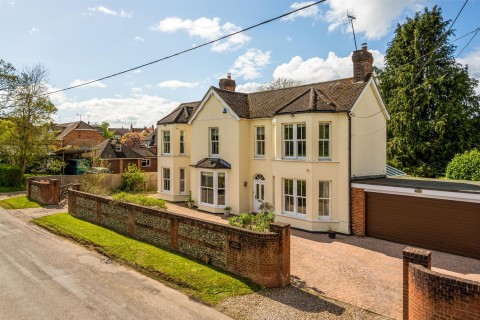 Blakes Road, Wargrave, Reading, Berkshire, RG10