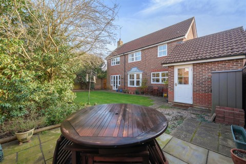 East Park Farm Drive,, Charvil, Reading, RG10 - EAID:wentworthapi, BID:3