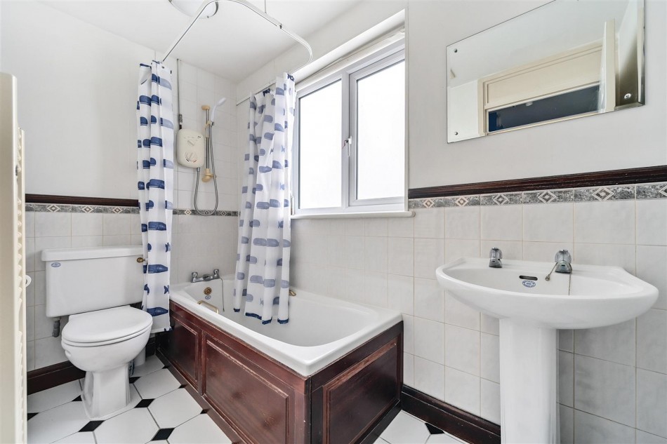 Images for Purfield Drive, Wargrave, Reading, Berkshire, RG10 EAID:wentworthapi BID:3