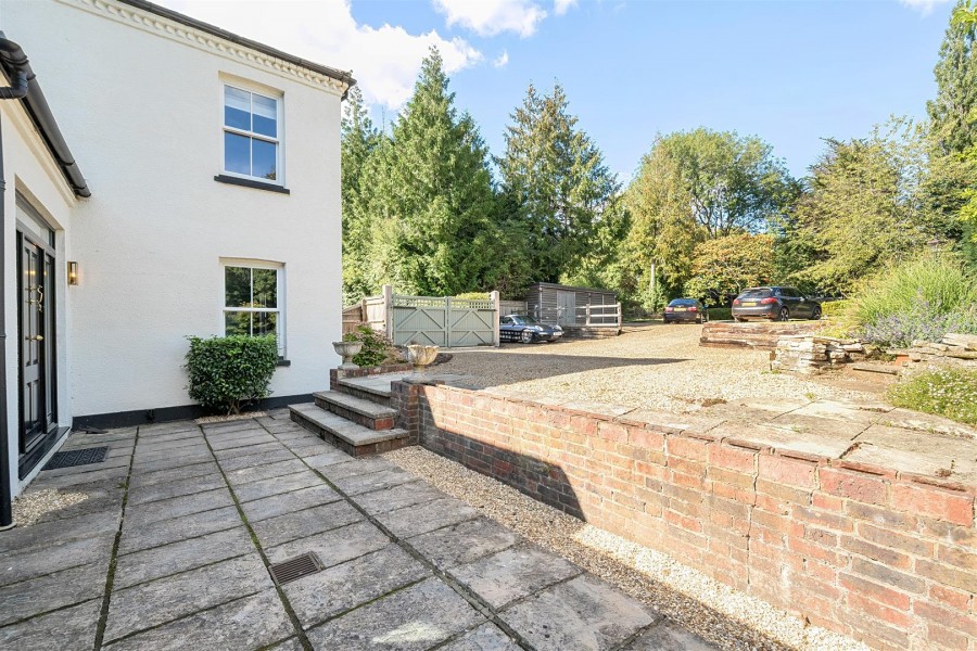 Images for Bath Road, Hare Hatch, Reading, Berkshire RG10 EAID:wentworthapi BID:3