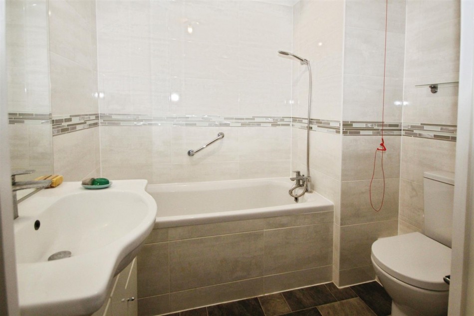 Images for Waltham Road, Twyford, Reading EAID:wentworthapi BID:3
