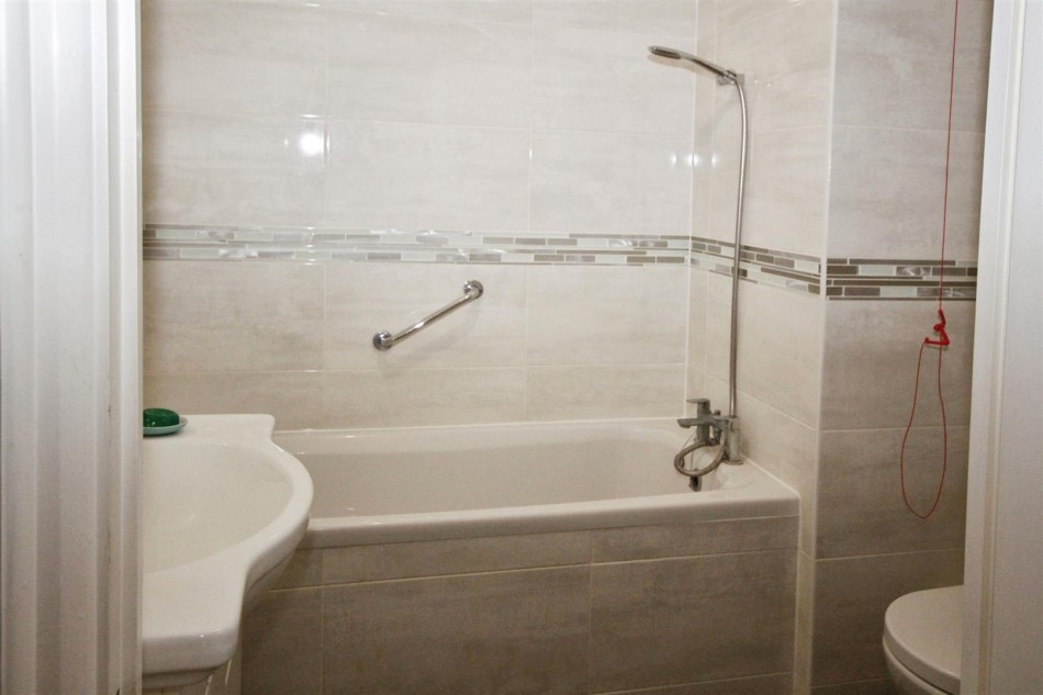 Images for Waltham Road, Twyford, Reading EAID:wentworthapi BID:3