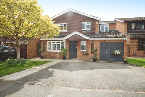 Ridgeway, Wargrave, Reading, Berkshire, RG10 - EAID:wentworthapi, BID:3
