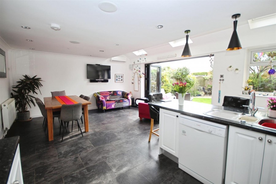 Images for Ridgeway, Wargrave, Reading, Berkshire, RG10 EAID:wentworthapi BID:3