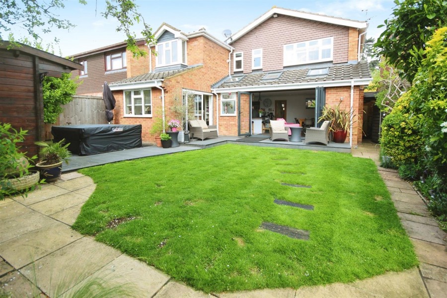 Images for Ridgeway, Wargrave, Reading, Berkshire, RG10 EAID:wentworthapi BID:3