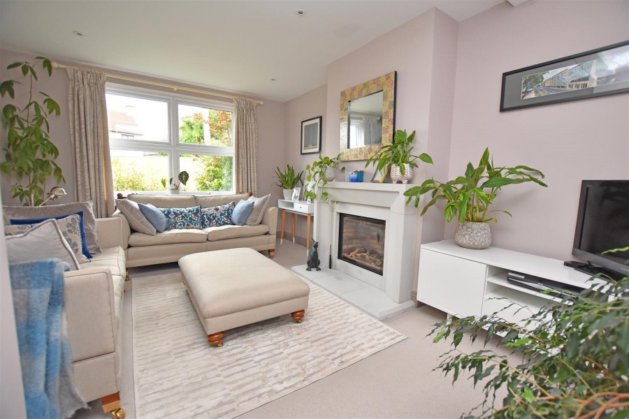 Images for Holcombe Close, Bathampton, Bath EAID:wentworthapi BID:5