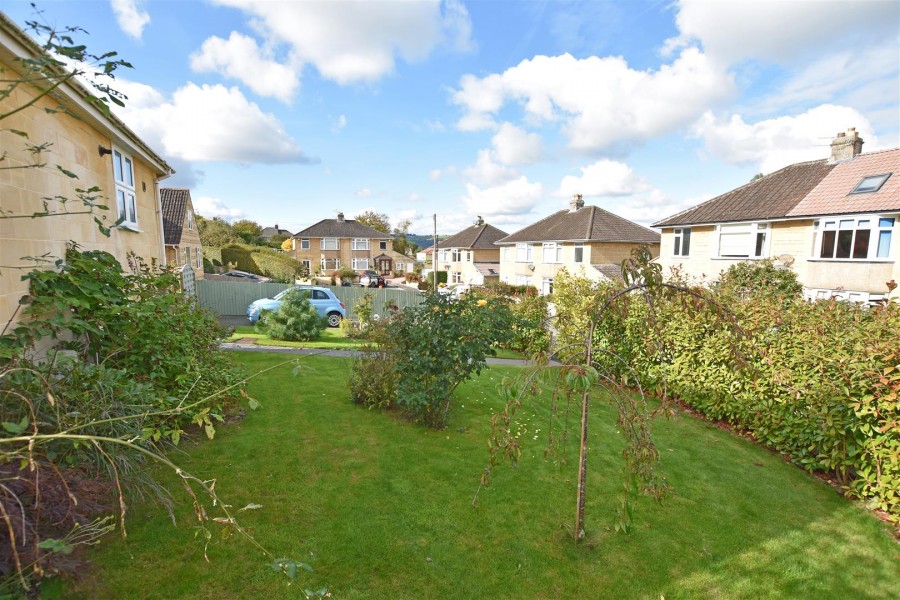 Images for Holcombe Close, Bathampton, Bath EAID:wentworthapi BID:5