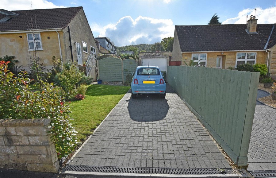Images for Holcombe Close, Bathampton, Bath EAID:wentworthapi BID:5