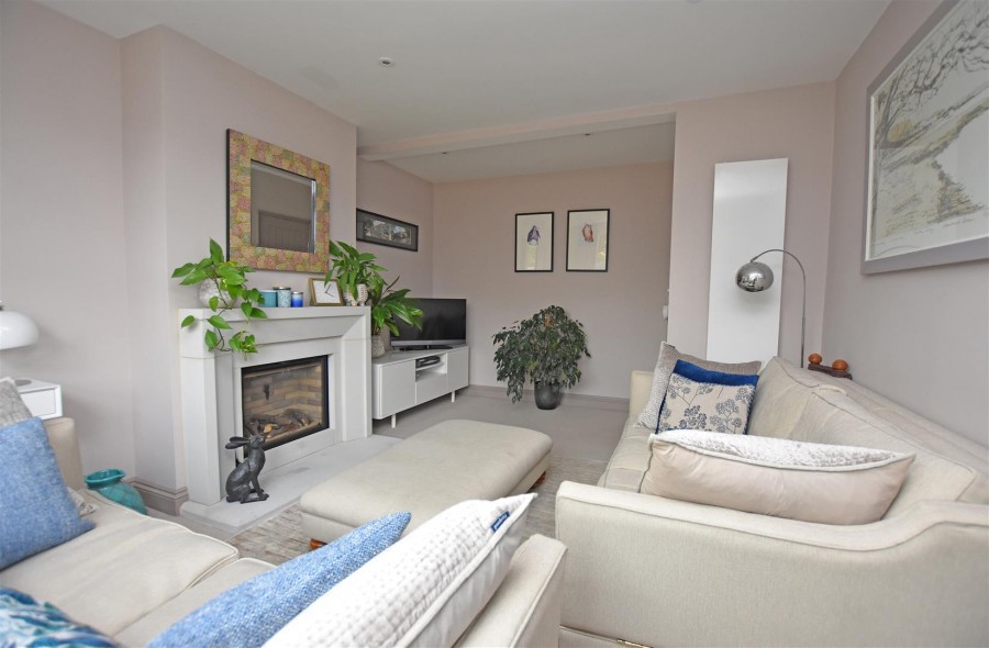 Images for Holcombe Close, Bathampton, Bath EAID:wentworthapi BID:5