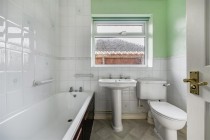 Images for Paddock Heights, Twyford, Reading