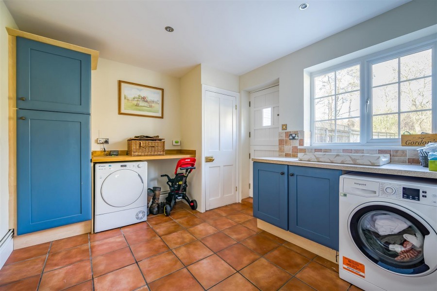 Images for Haines Hill, Twyford, Reading, Berkshire, RG10 EAID:wentworthapi BID:3