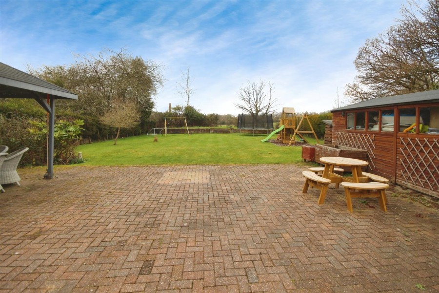 Images for Choseley Road, Knowl Hill, Reading, Berkshire, RG10 EAID:wentworthapi BID:3