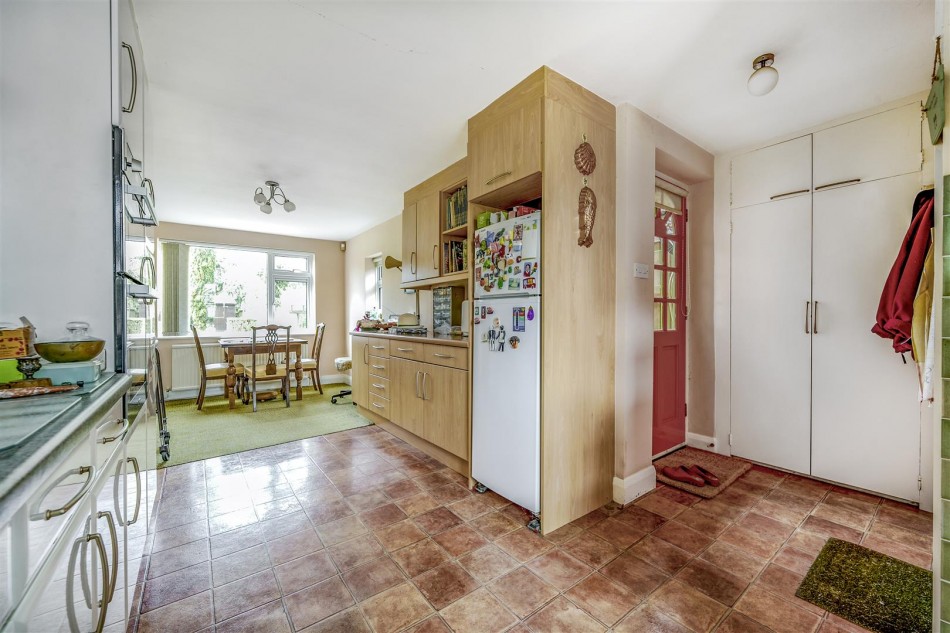Images for Beverley Gardens, Wargrave, Reading, Berkshire, RG10 EAID:wentworthapi BID:3