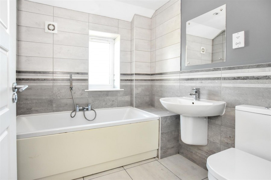 Images for Farmborough View, Bath Road EAID:wentworthapi BID:5