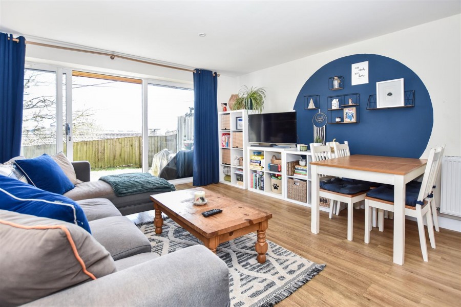 Images for Farmborough View, Bath Road EAID:wentworthapi BID:5