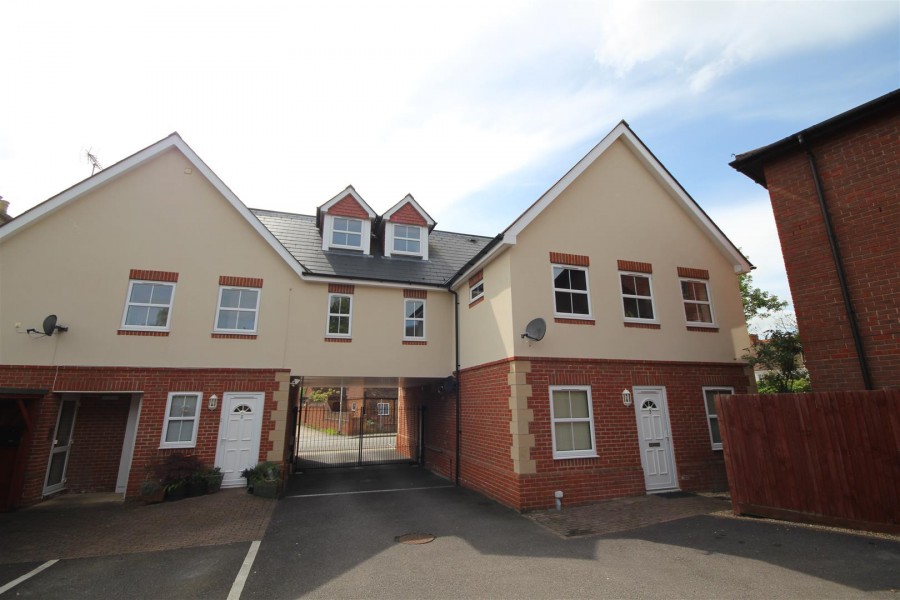 Images for The Grove, Twyford, Reading, Berkshire, RG10 EAID:wentworthapi BID:3